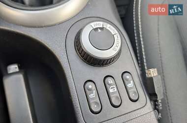 Внедорожник / Кроссовер Nissan Qashqai+2 2011 в 