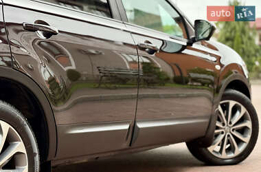 Внедорожник / Кроссовер Nissan Qashqai+2 2012 в 