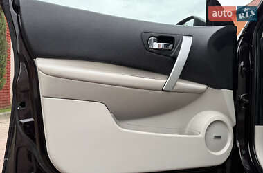 Внедорожник / Кроссовер Nissan Qashqai+2 2012 в 