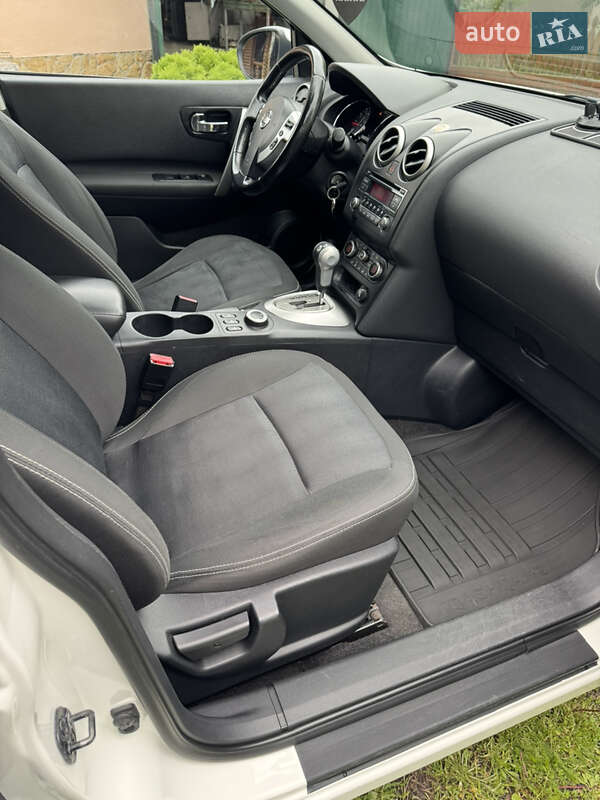 Внедорожник / Кроссовер Nissan Qashqai+2 2011 в Буске