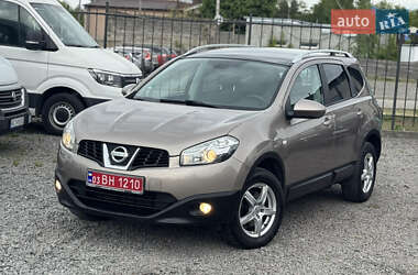 Внедорожник / Кроссовер Nissan Qashqai+2 2011 в Сарнах