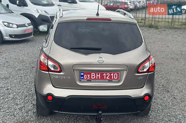 Внедорожник / Кроссовер Nissan Qashqai+2 2011 в 