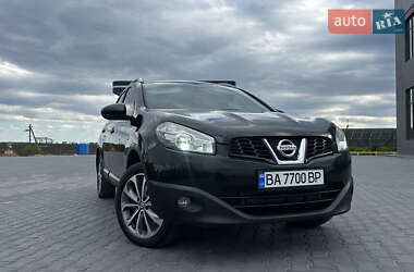 Внедорожник / Кроссовер Nissan Qashqai+2 2011 в 