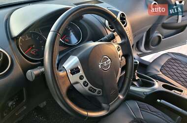 Позашляховик / Кросовер Nissan Qashqai+2 2010 в 