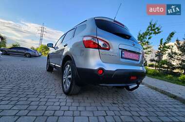 Позашляховик / Кросовер Nissan Qashqai+2 2011 в 