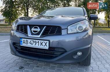 Внедорожник / Кроссовер Nissan Qashqai+2 2010 в 