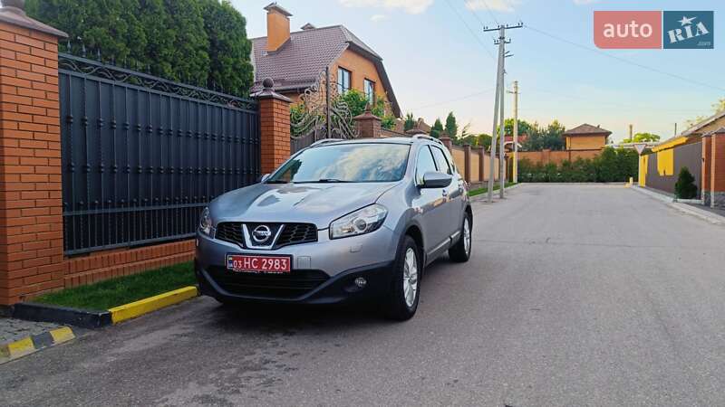 Внедорожник / Кроссовер Nissan Qashqai+2 2011 в Александрие