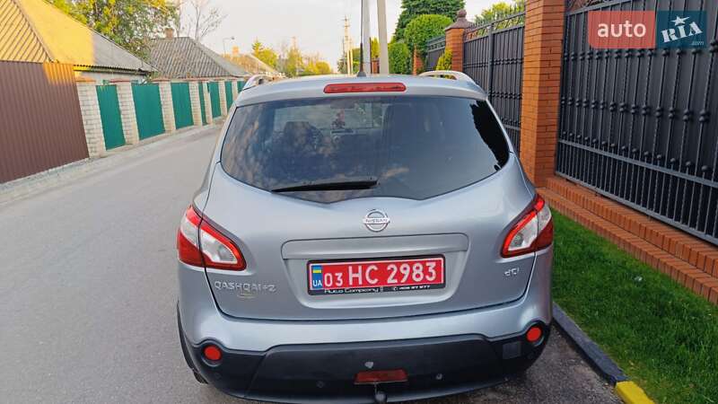 Внедорожник / Кроссовер Nissan Qashqai+2 2011 в Александрие