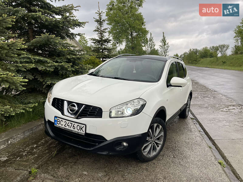 Внедорожник / Кроссовер Nissan Qashqai+2 2010 в 