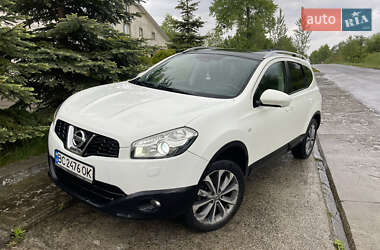 Внедорожник / Кроссовер Nissan Qashqai+2 2010 в 