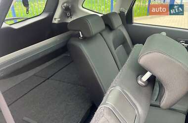 Позашляховик / Кросовер Nissan Qashqai+2 2011 в 