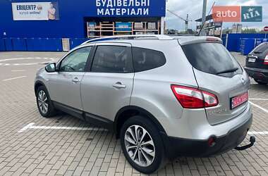 Позашляховик / Кросовер Nissan Qashqai+2 2011 в 