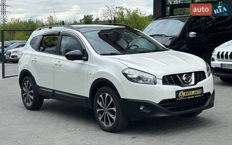 Внедорожник / Кроссовер Nissan Qashqai+2 2013 в 