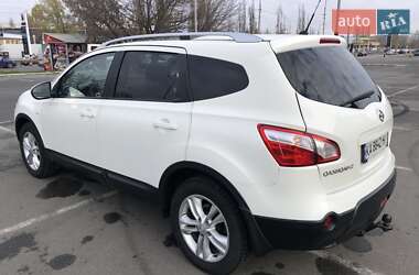 Внедорожник / Кроссовер Nissan Qashqai+2 2012 в 