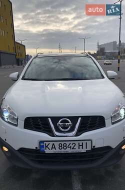 Внедорожник / Кроссовер Nissan Qashqai+2 2012 в 