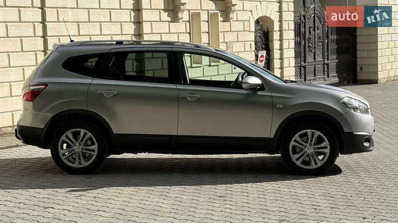 Внедорожник / Кроссовер Nissan Qashqai+2 2011 в Тернополе