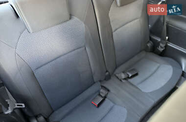 Позашляховик / Кросовер Nissan Qashqai+2 2011 в 