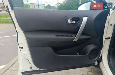 Внедорожник / Кроссовер Nissan Qashqai+2 2009 в 