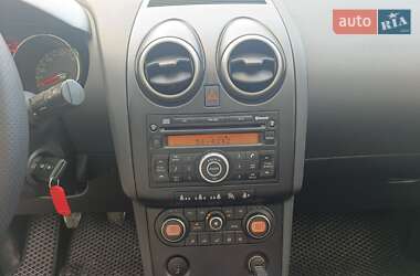 Внедорожник / Кроссовер Nissan Qashqai+2 2009 в 