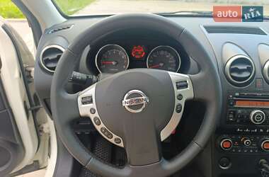 Внедорожник / Кроссовер Nissan Qashqai+2 2009 в 