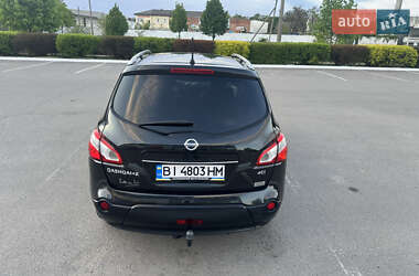 Позашляховик / Кросовер Nissan Qashqai+2 2011 в 