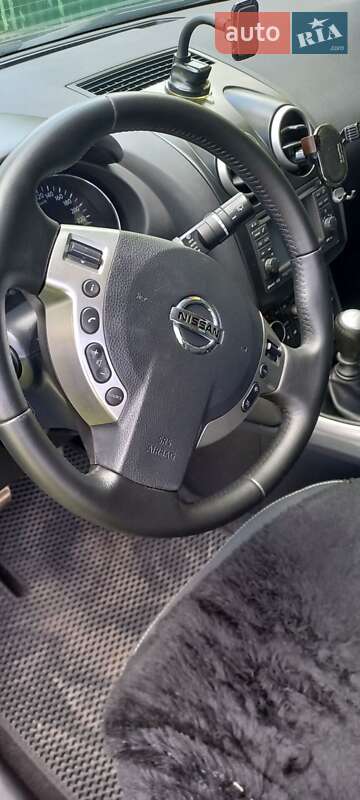 Внедорожник / Кроссовер Nissan Qashqai+2 2011 в Дубно