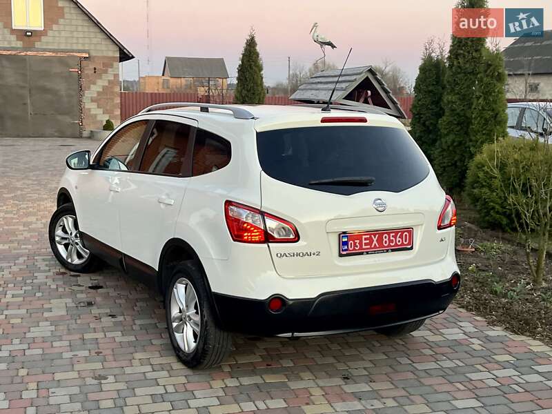 Позашляховик / Кросовер Nissan Qashqai+2 2012 в Володимирці