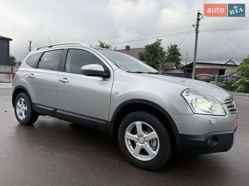 Позашляховик / Кросовер Nissan Qashqai+2 2009 в 