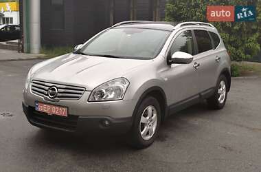 Внедорожник / Кроссовер Nissan Qashqai+2 2009 в 