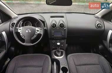 Внедорожник / Кроссовер Nissan Qashqai+2 2009 в 