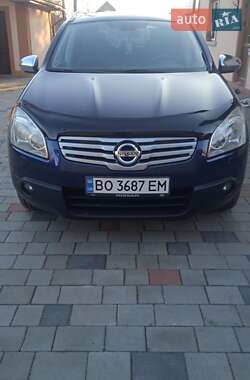 Внедорожник / Кроссовер Nissan Qashqai+2 2009 в 