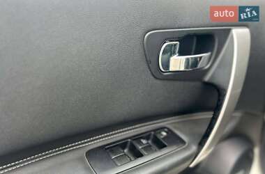Внедорожник / Кроссовер Nissan Qashqai+2 2011 в 
