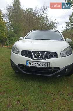 Внедорожник / Кроссовер Nissan Qashqai+2 2012 в 