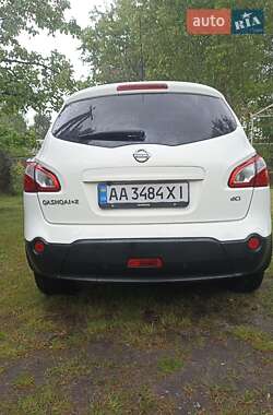Внедорожник / Кроссовер Nissan Qashqai+2 2012 в 