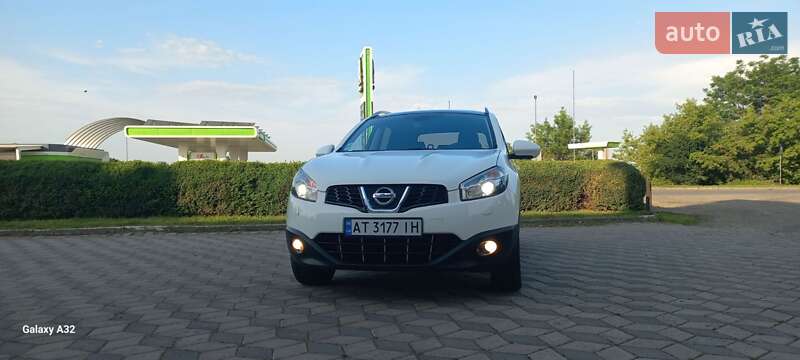 Внедорожник / Кроссовер Nissan Qashqai+2 2012 в Снятине