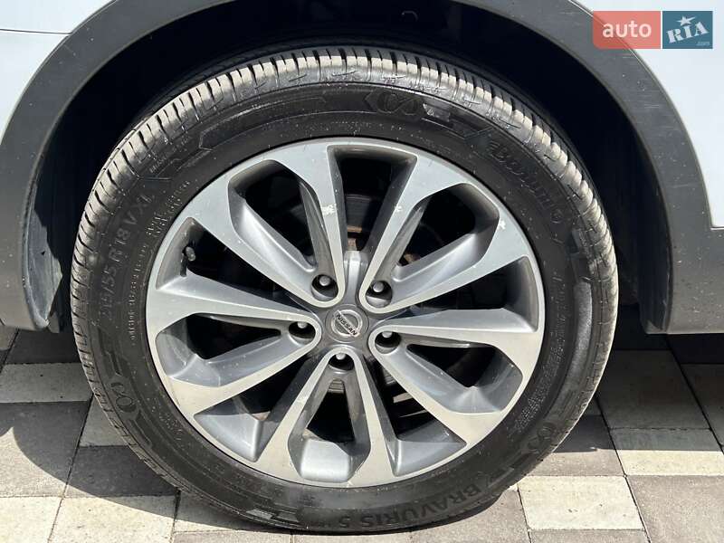 Внедорожник / Кроссовер Nissan Qashqai+2 2009 в Ровно