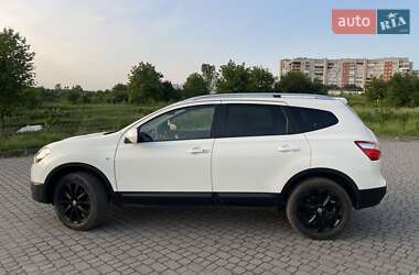 Позашляховик / Кросовер Nissan Qashqai+2 2010 в 