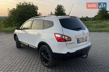 Позашляховик / Кросовер Nissan Qashqai+2 2010 в 