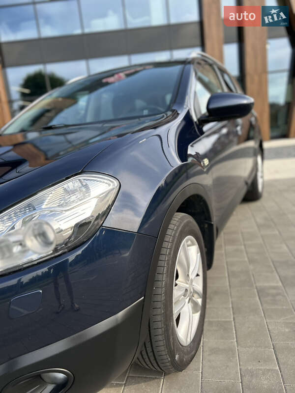Внедорожник / Кроссовер Nissan Qashqai+2 2011 в Луцке