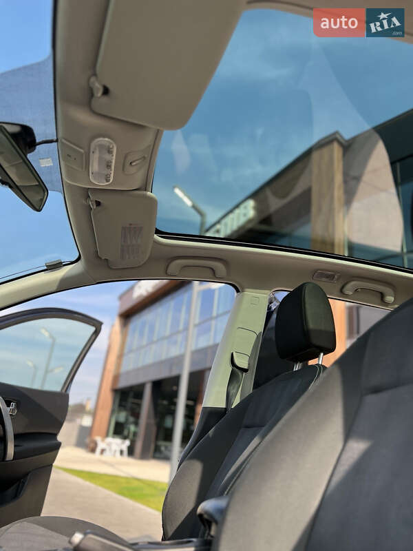 Внедорожник / Кроссовер Nissan Qashqai+2 2011 в Луцке