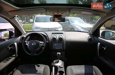 Внедорожник / Кроссовер Nissan Qashqai+2 2011 в 
