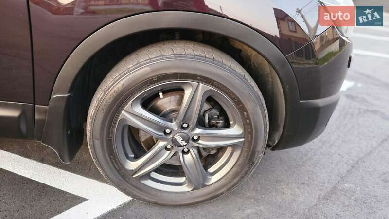 Позашляховик / Кросовер Nissan Qashqai+2 2011 в Вінниці