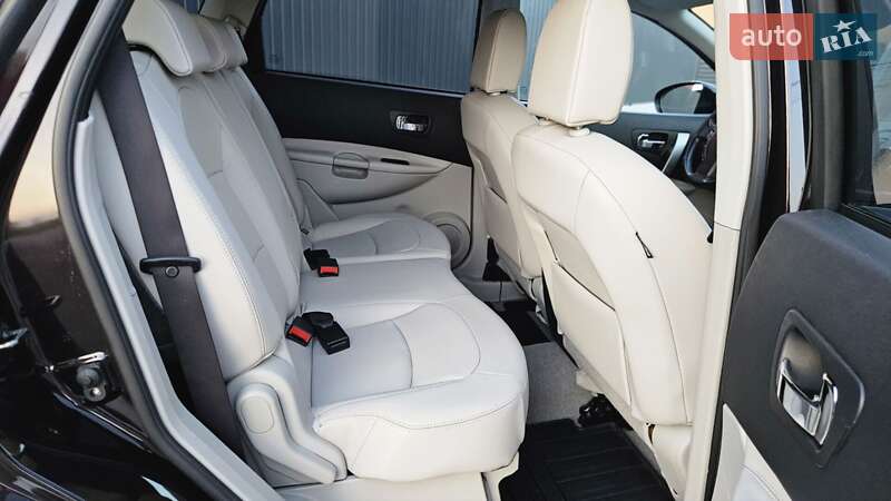 Позашляховик / Кросовер Nissan Qashqai+2 2011 в Вінниці