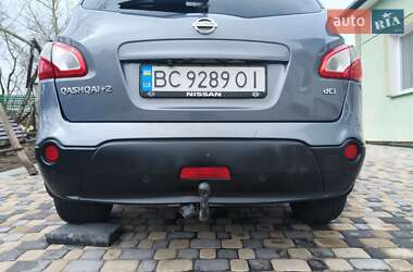 Внедорожник / Кроссовер Nissan Qashqai+2 2010 в 