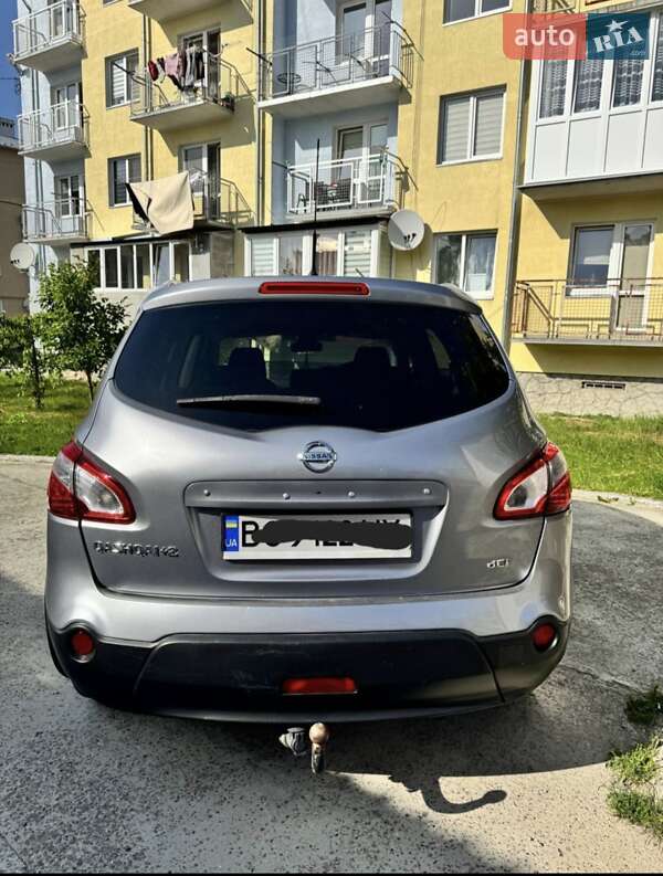 Позашляховик / Кросовер Nissan Qashqai+2 2011 в Самборі фото 6 Позашляховик / Кросовер Nissan Qashqai+2 2011 в Самборі