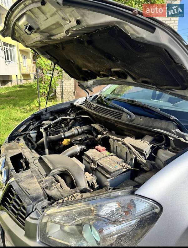 Позашляховик / Кросовер Nissan Qashqai+2 2011 в Самборі фото 17 Позашляховик / Кросовер Nissan Qashqai+2 2011 в Самборі