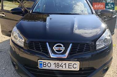 Внедорожник / Кроссовер Nissan Qashqai+2 2012 в Скалате