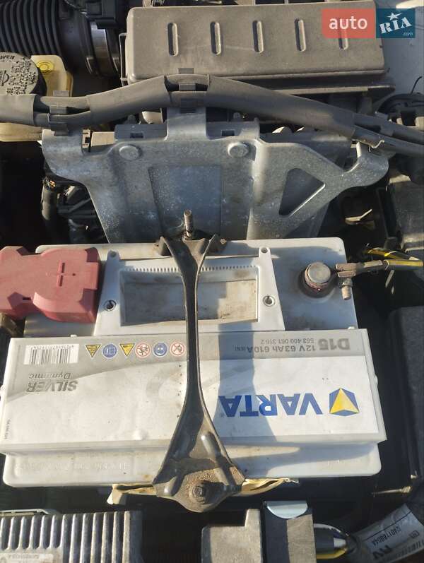 Внедорожник / Кроссовер Nissan Qashqai+2 2011 в Старой Выжевке