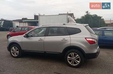 Внедорожник / Кроссовер Nissan Qashqai+2 2010 в 