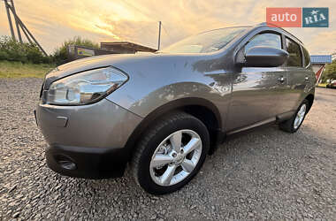 Позашляховик / Кросовер Nissan Qashqai+2 2011 в Луцьку